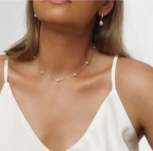 Elegant Pearl Necklace - Image 2