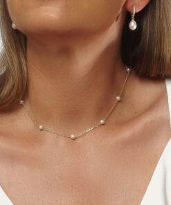 Elegant Pearl Necklace