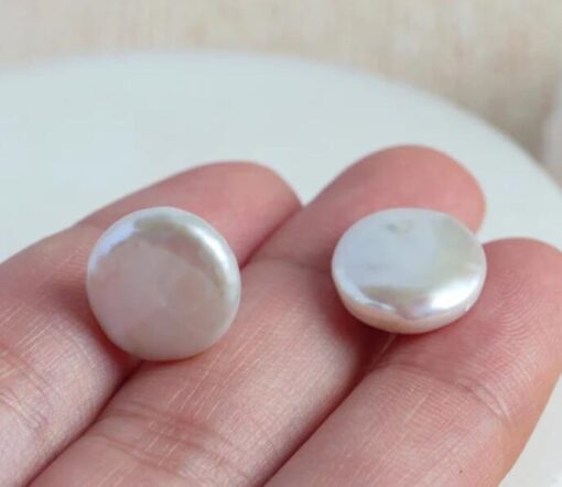 Pearl Stud Earring - Image 3