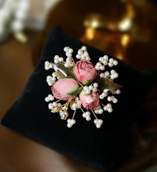 Classic Brooch - Image 3
