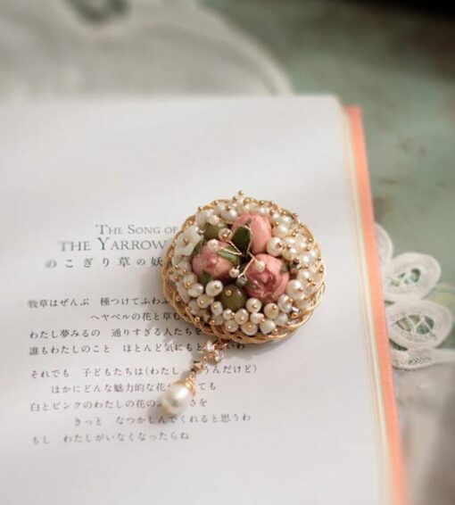 Classic Brooch