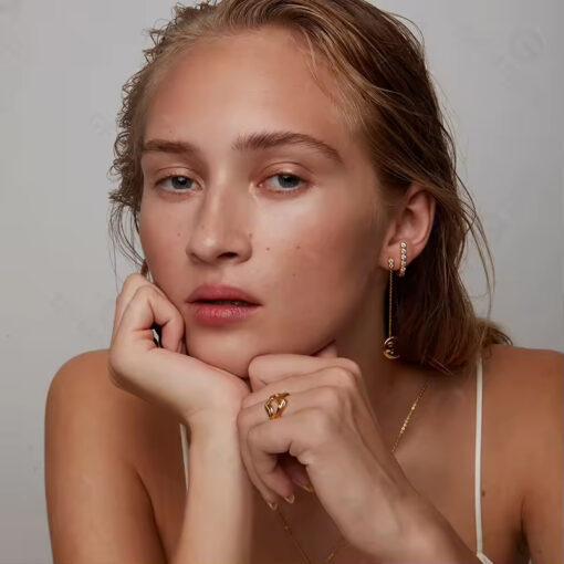 Simple Earring - Image 4