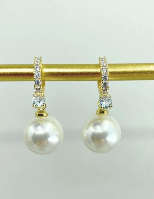 Pearl Drop Earring
