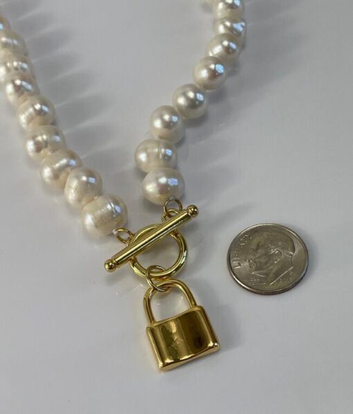 Lock Charm Pearl Necklace - Image 5