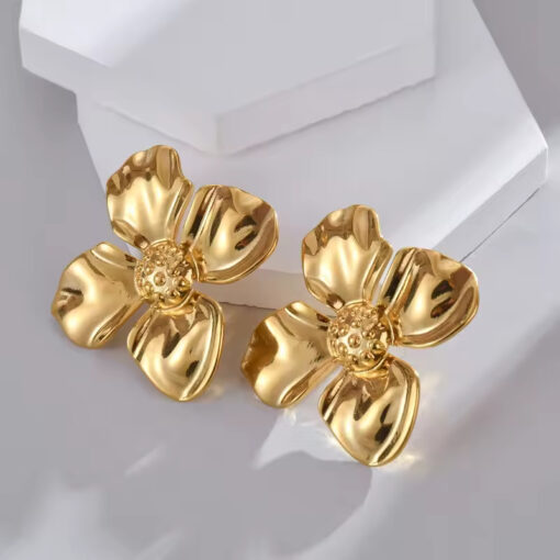Vintage Flower Earring