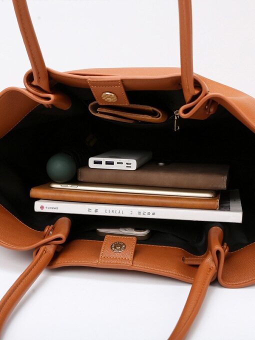 Leather Bag for Travel - Image 4