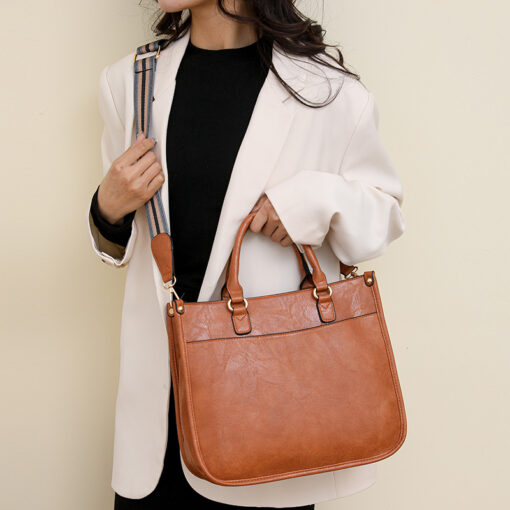 Fashion Handbag - Image 2