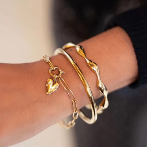Heart Pendnt Bracelet - Image 2